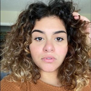 Meet your Posher, Ericka